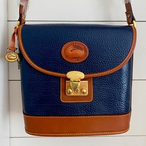 Dooney & Bourke Purse